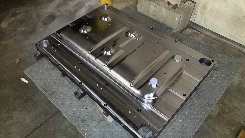 Distinctive Manufacturing Company